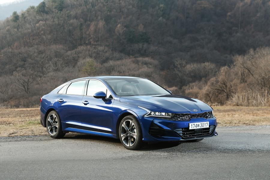  Kia K5 2019 года  (фото 41 из 44)